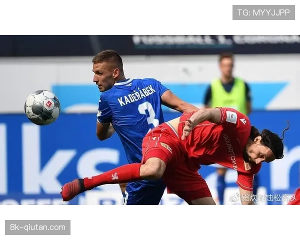 不来梅主力右翼卫魏泽膝关节扭伤，边路传中威力受损